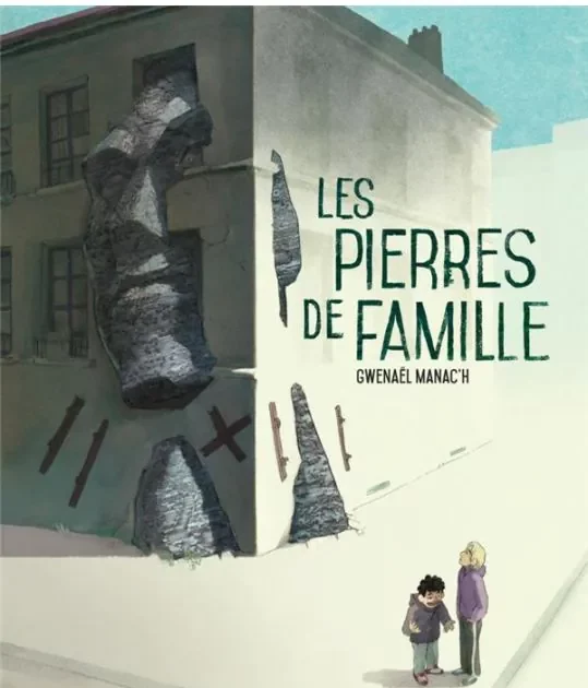 Illustration d'un buste de pierre encastrée dans une maison avec deux jeunes personnages