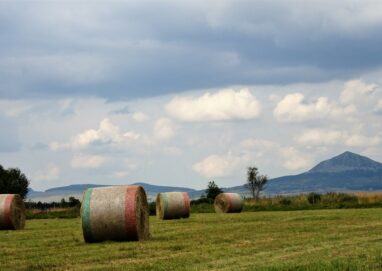 Balles de foin en Ardèche
