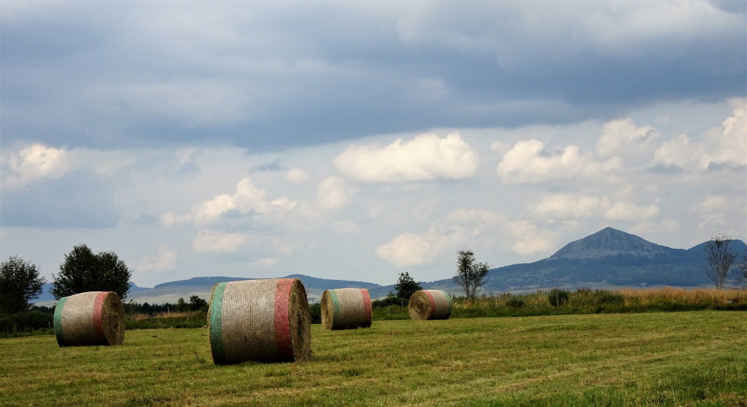 Balles de foin en Ardèche