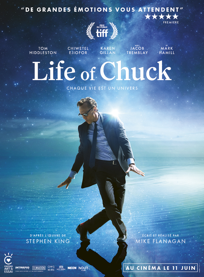 Affiche du film Life of chuck. un homme esquisse un pas de danse